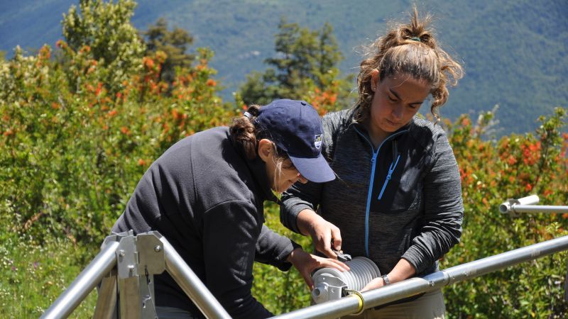 Argentina: Measuring Mountain Weather Conditions