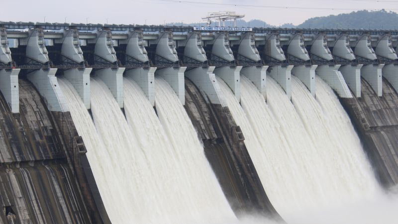Southwest: Solving the Mystery of Erroneous Dam Monitoring Data