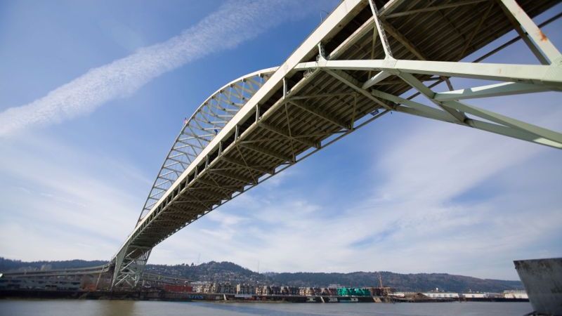 Oregon: Monitoring Bridge Stress and Strain